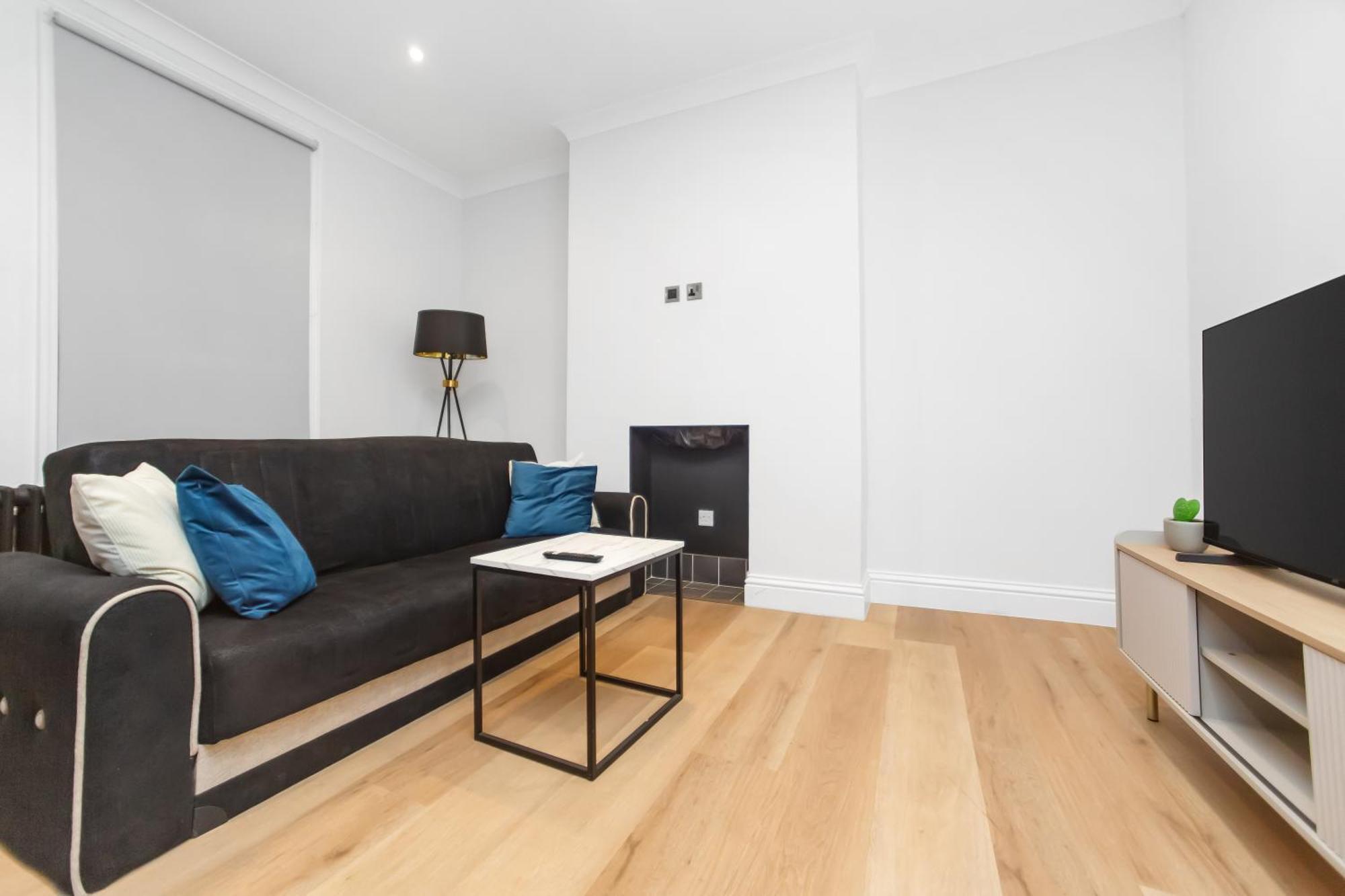 2 Bedrooms - Luxury Living - Fulham London