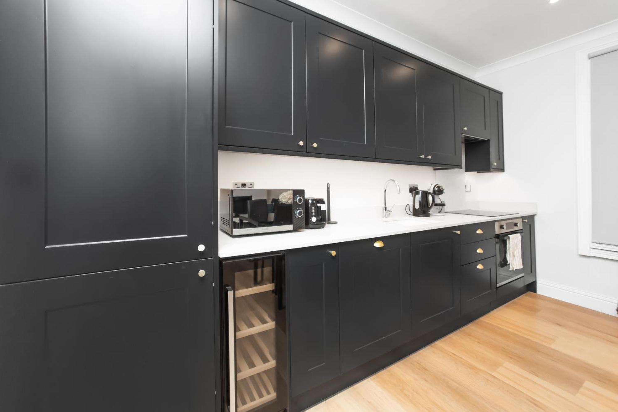 2 Bedrooms - Luxury Living - Fulham * London